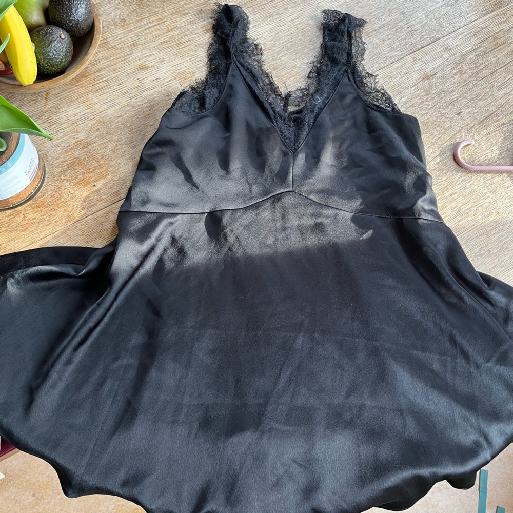 Lulus lace and satin black dress